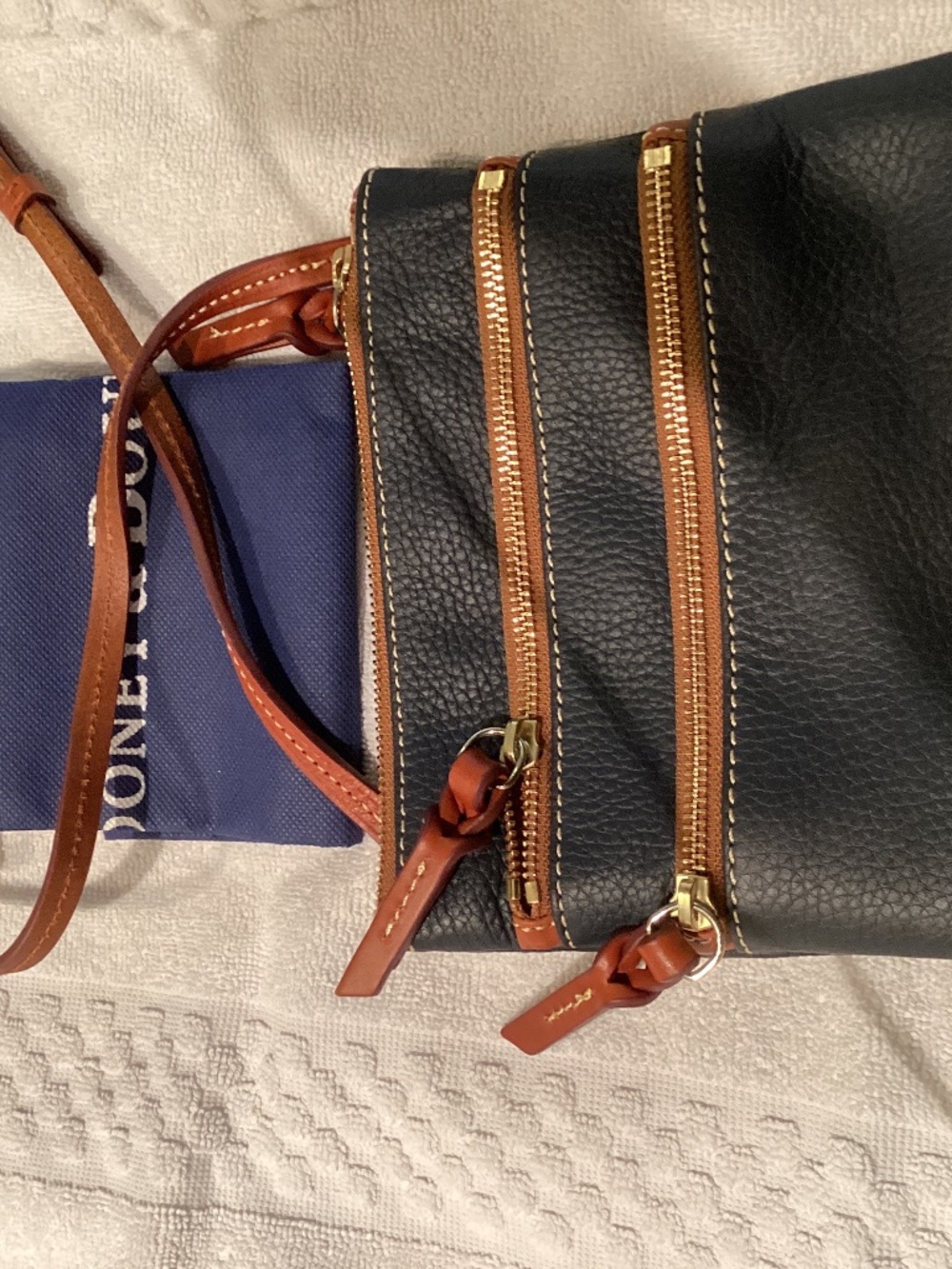 Dooney & Bourke crossbody purse